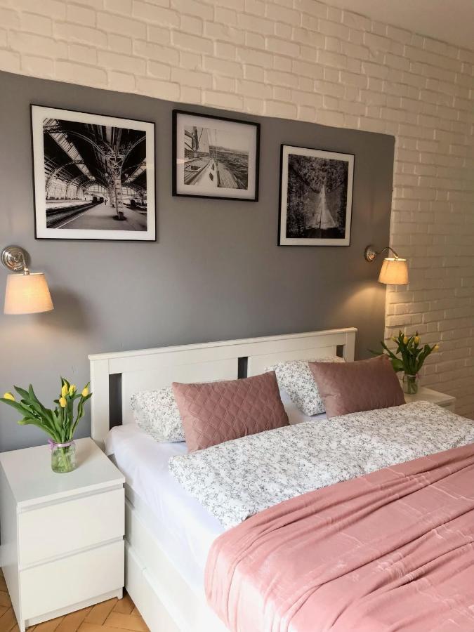 Klimatyczny Apartament Pod Ratuszem -Ul. Slaska 2 Częstochowa Eksteriør bilde