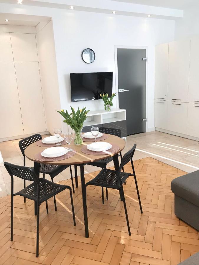 Klimatyczny Apartament Pod Ratuszem -Ul. Slaska 2 Częstochowa Eksteriør bilde